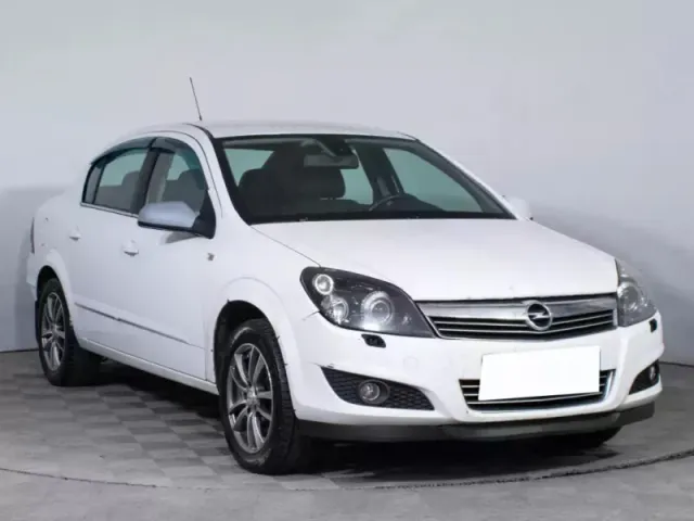 Opel Astra, H Рестайлинг — фото 3