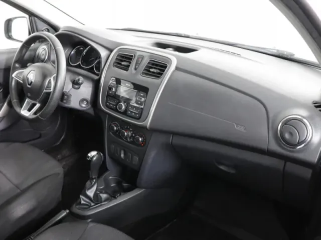 Renault Sandero, II Рестайлинг — фото 11