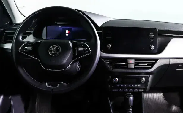 Skoda Rapid, II — фото 6