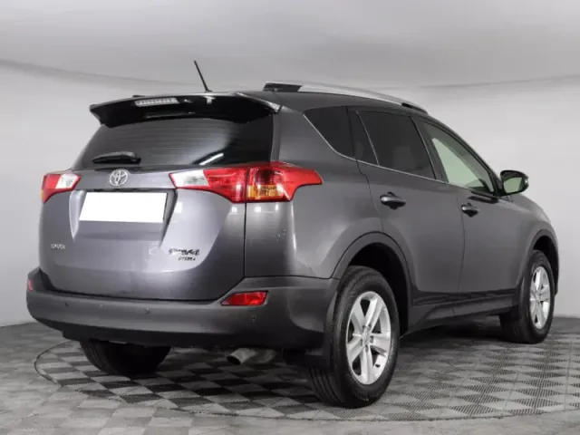 Toyota RAV4, IV (XA40) — фото 4