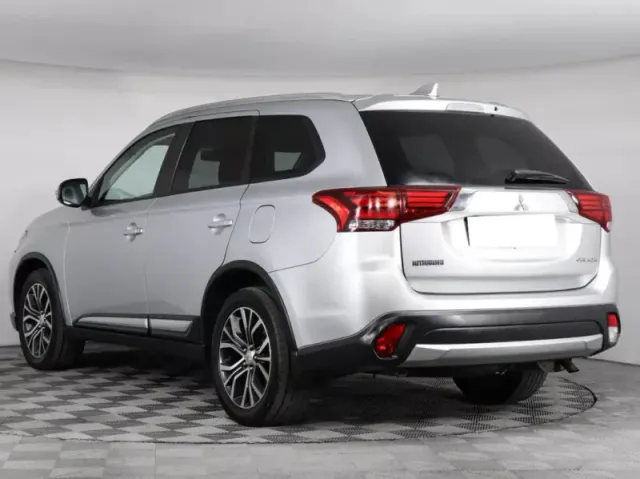 Mitsubishi Outlander, III Рестайлинг 2 — фото 7