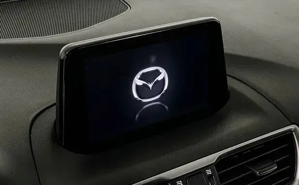 Mazda 3, III (BM) Рестайлинг — фото 8