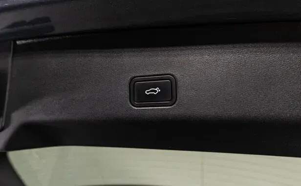 Geely Monjaro — фото 11