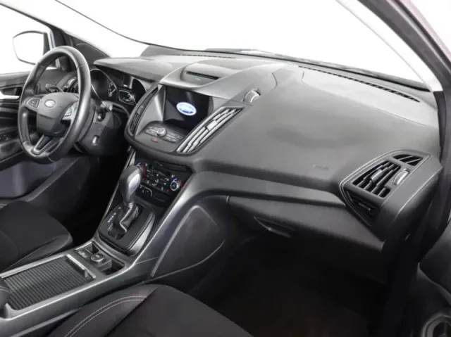 Ford Kuga, II Рестайлинг — фото 10