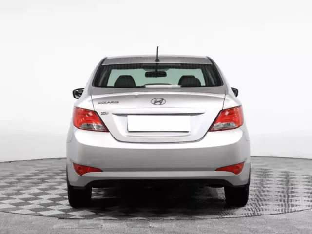 Hyundai Solaris, I Рестайлинг — фото 6
