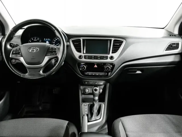 Hyundai Solaris, II — фото 11