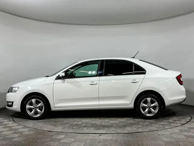 Skoda Rapid, I Рестайлинг — фото 8