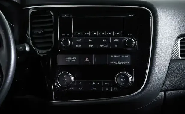 Mitsubishi Outlander, III Рестайлинг 2 — фото 11