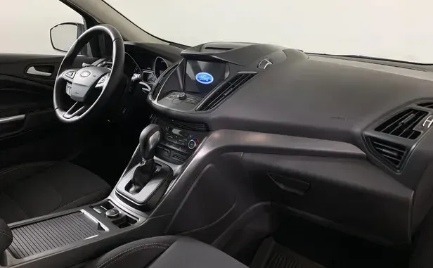 Ford Kuga, II Рестайлинг — фото 7