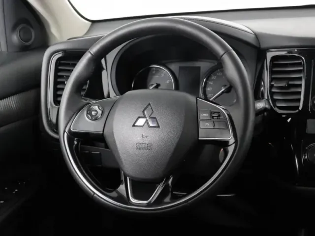 Mitsubishi Outlander, III Рестайлинг 2 — фото 9
