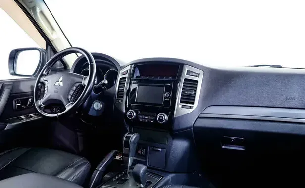 Mitsubishi Pajero, IV Рестайлинг 2 — фото 5