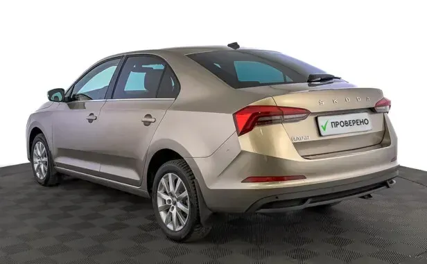 Skoda Rapid, II — фото 16