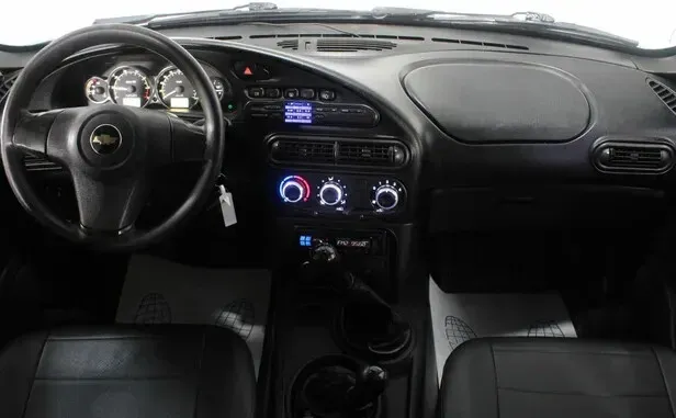 Chevrolet Niva, I Рестайлинг — фото 6