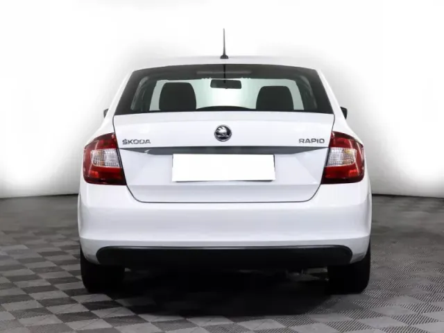 Skoda Rapid, I — фото 6