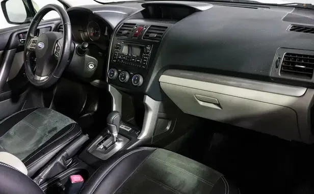 Subaru Forester, IV — фото 9