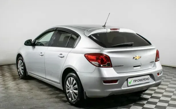 Chevrolet Cruze, I Рестайлинг — фото 4