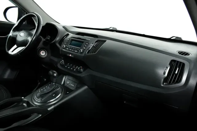 Kia Sportage, III — фото 11
