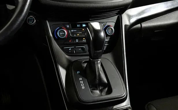 Ford Kuga, II Рестайлинг — фото 7
