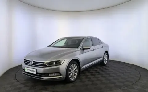 Volkswagen Passat, B8 — фото 1