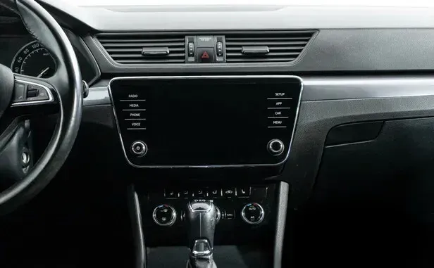 Skoda Superb, III — фото 10