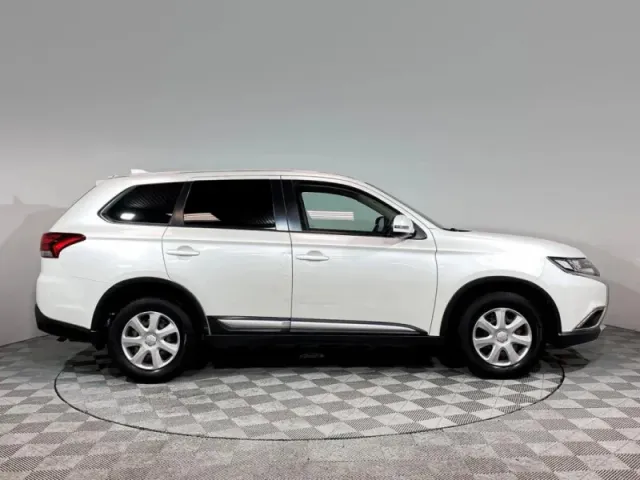 Mitsubishi Outlander, III Рестайлинг 2 — фото 4