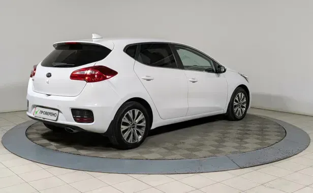 Kia Ceed, II Рестайлинг — фото 2