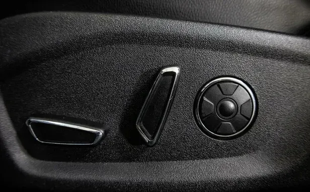 Ford Explorer, V Рестайлинг — фото 9