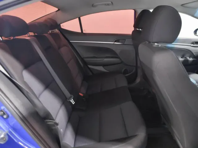 Hyundai Elantra, VI (AD) — фото 6