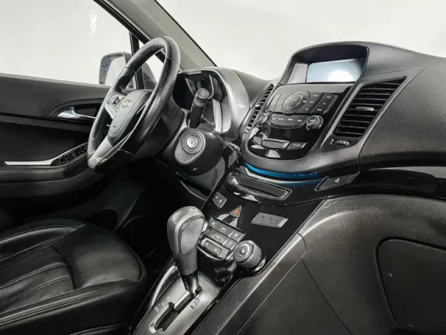Chevrolet Orlando — фото 9