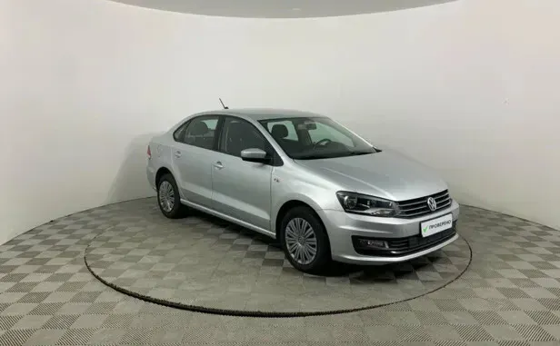 Volkswagen Polo, V Рестайлинг — фото 3
