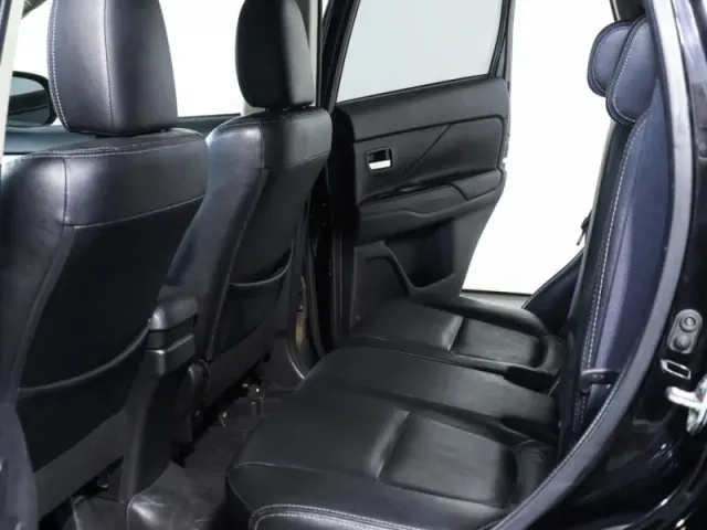 Mitsubishi Outlander, III Рестайлинг 2 — фото 9