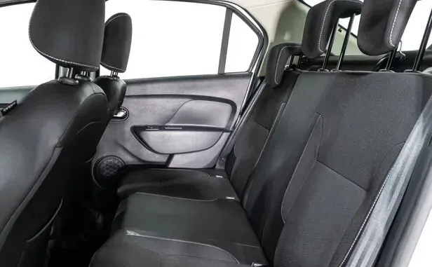Renault Logan, II Рестайлинг — фото 5
