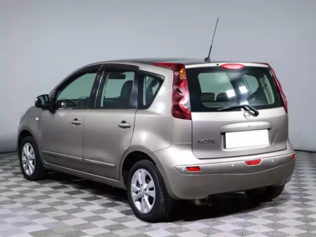 Nissan Note — фото 6