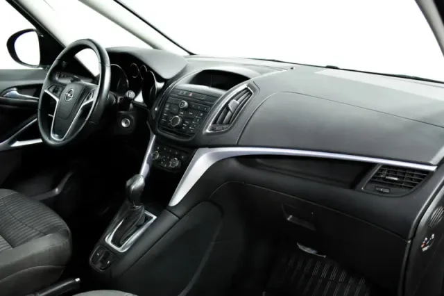 Opel Zafira, C — фото 10