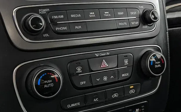 Kia Sorento, II Рестайлинг — фото 8