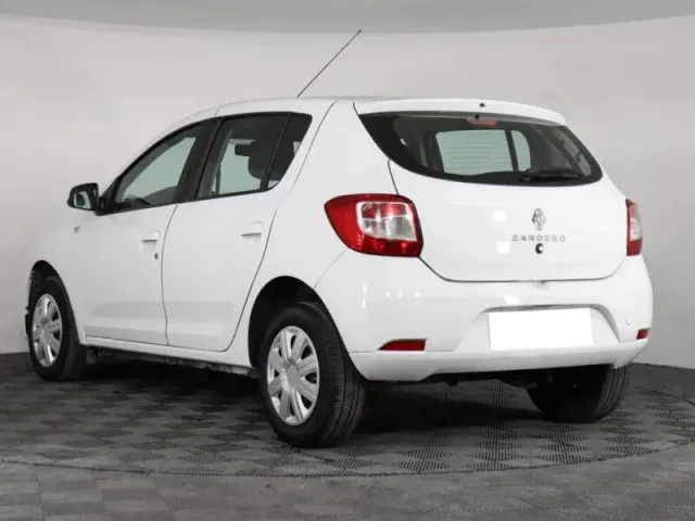 Renault Sandero, II Рестайлинг — фото 7