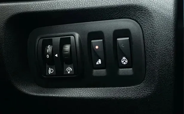 Renault Kaptur, I Рестайлинг — фото 15