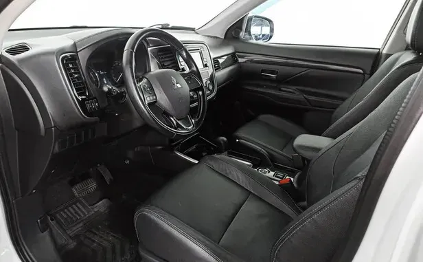 Mitsubishi Outlander, III Рестайлинг 2 — фото 9