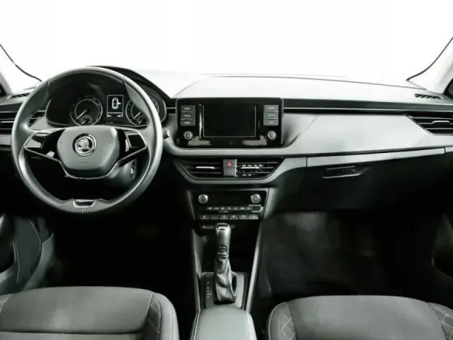 Skoda Rapid, II — фото 10