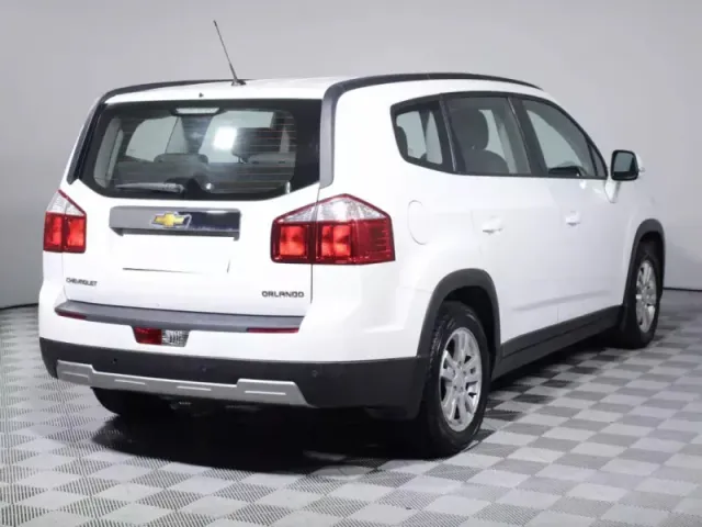 Chevrolet Orlando — фото 4