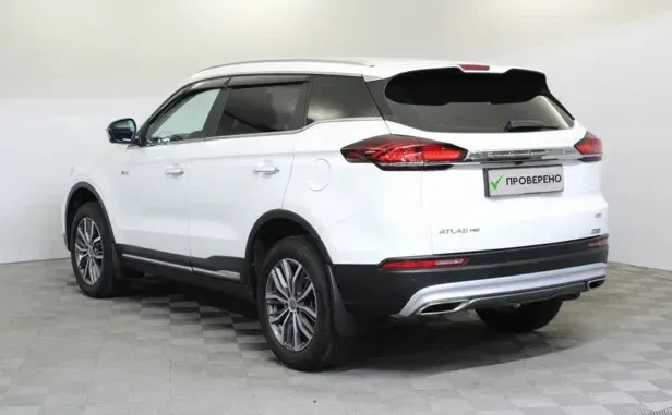 Geely Atlas Pro — фото 4
