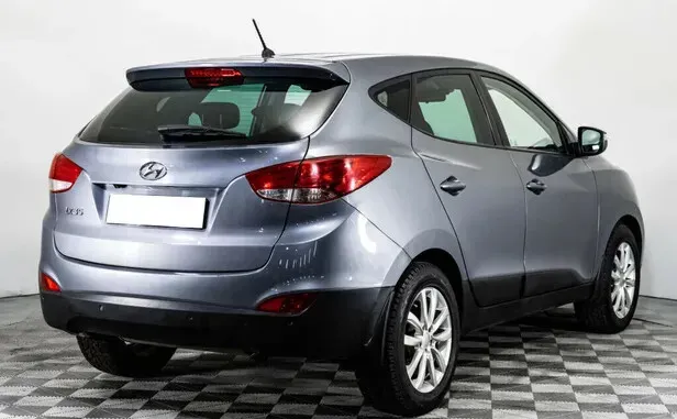 Hyundai ix35, I Рестайлинг — фото 2