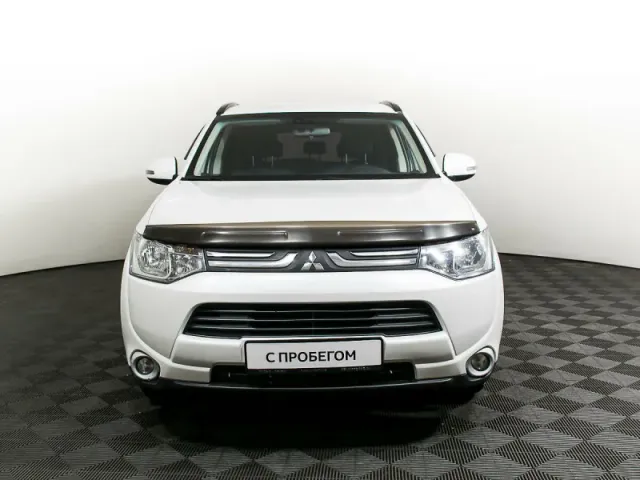 Mitsubishi Outlander, III — фото 1