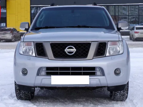 Nissan Pathfinder, III — фото 1