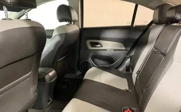 Chevrolet Cruze, I Рестайлинг — фото 7