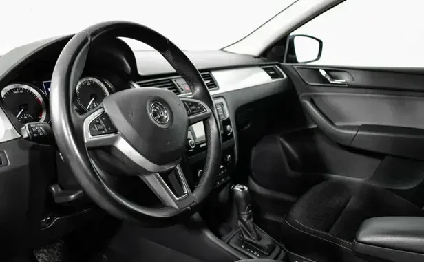 Skoda Rapid, I — фото 8