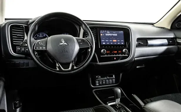 Mitsubishi Outlander, III Рестайлинг 3 — фото 7