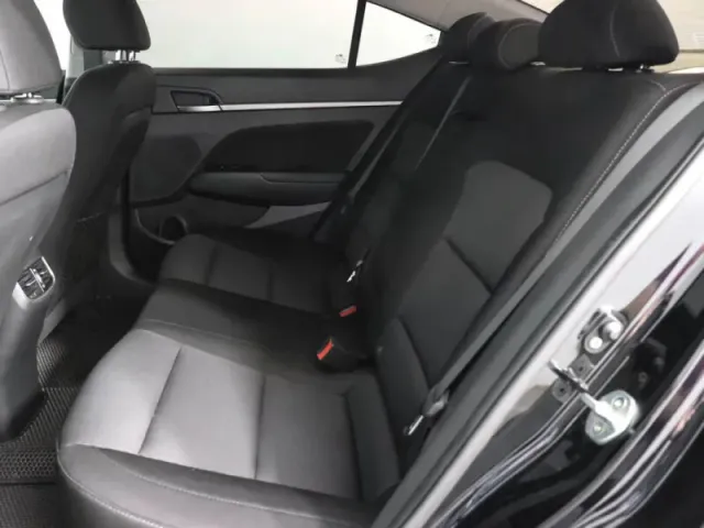 Hyundai Elantra, VI (AD) — фото 11