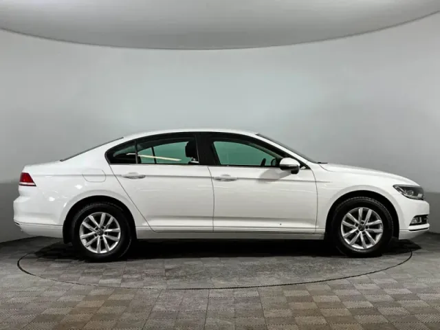 Volkswagen Passat, B8 — фото 4