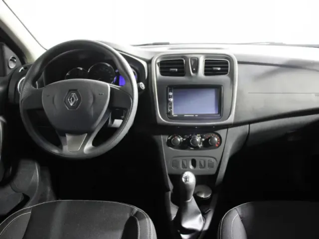 Renault Logan, II — фото 14